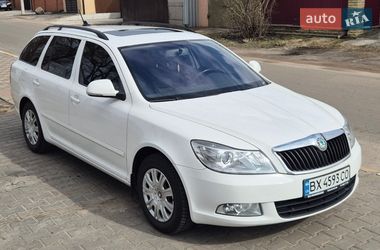 Универсал Skoda Octavia 2011 в Ирпене