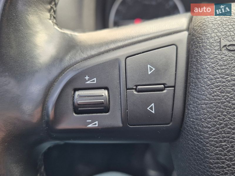 Универсал Skoda Octavia 2011 в Ирпене