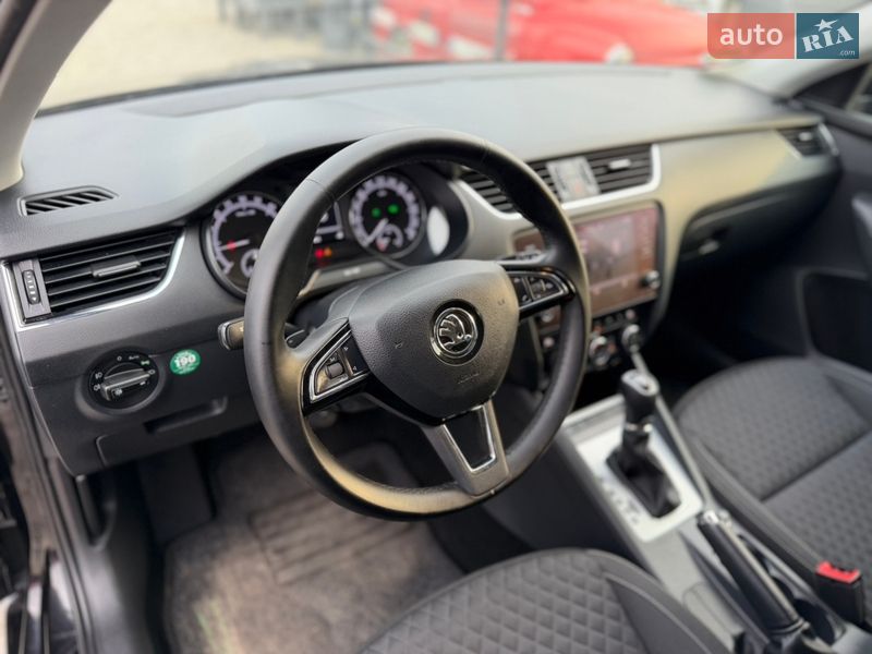 Универсал Skoda Octavia 2017 в Ивано-Франковске