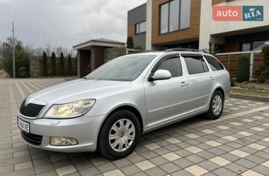 Универсал Skoda Octavia 2012 в Стрые
