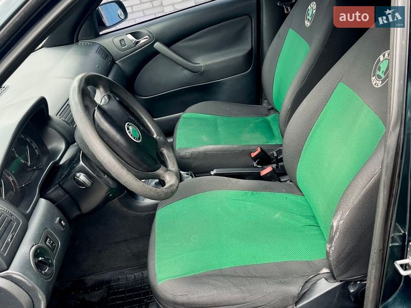 Лифтбек Skoda Octavia 2003 в Черкассах
