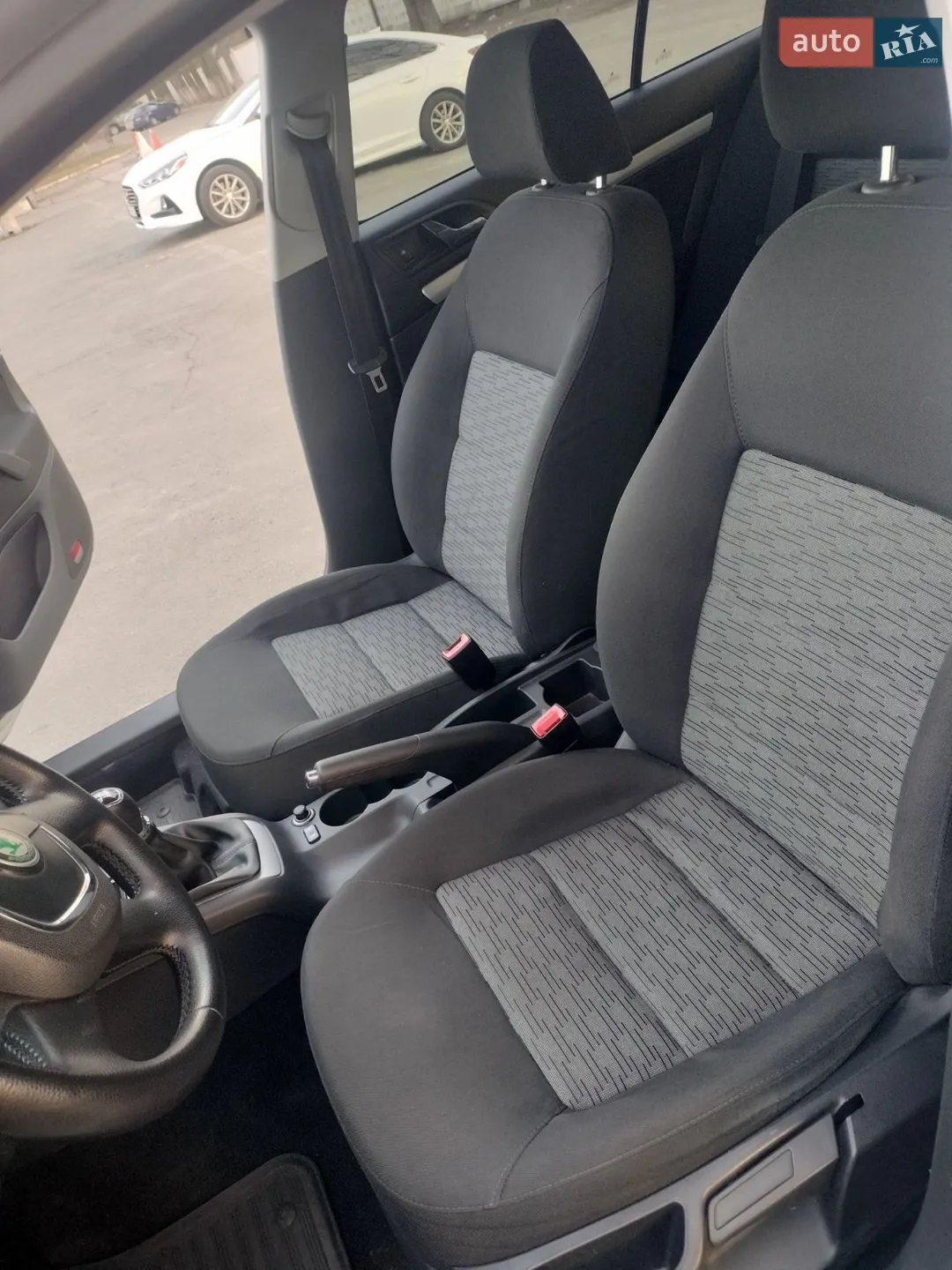 2011 Skoda Octavia - мініатюра 8