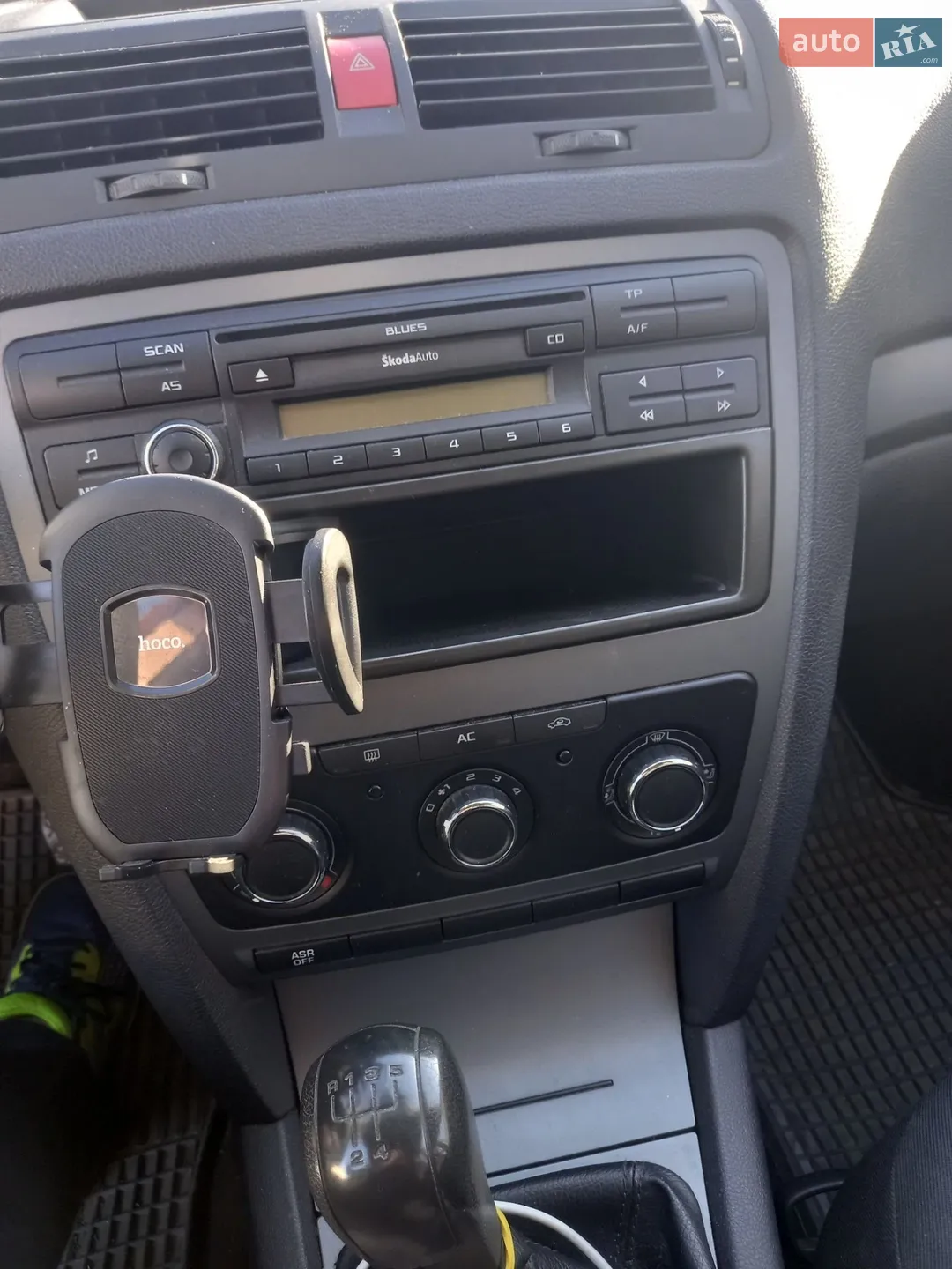 2011 Skoda Octavia - мініатюра 8
