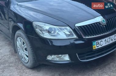 Лифтбек Skoda Octavia 2010 в Великих Мостах