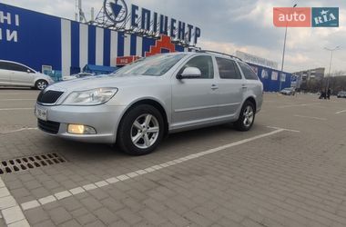 Универсал Skoda Octavia 2011 в Шептицькому