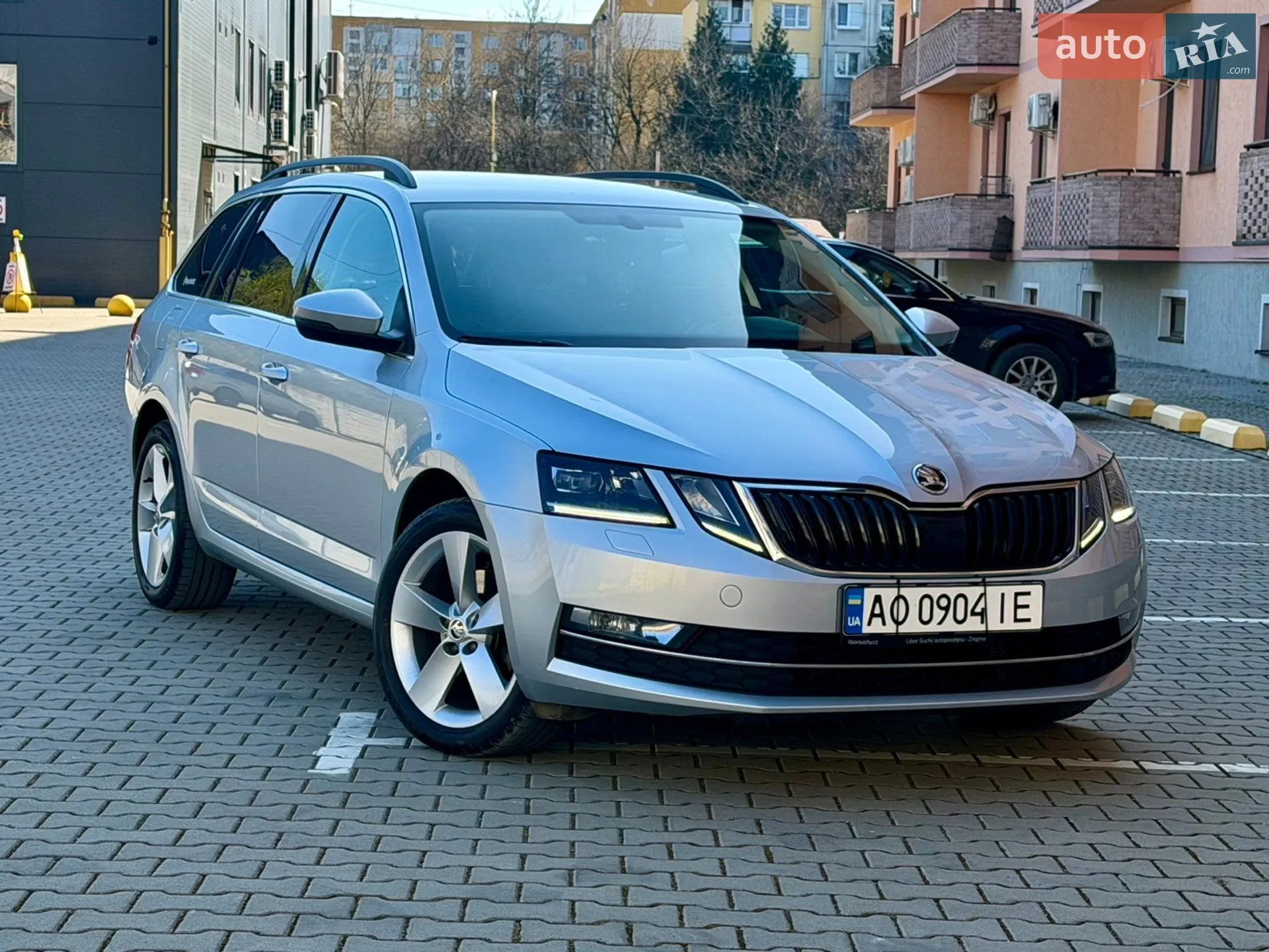 2017 Skoda Octavia - мініатюра 2