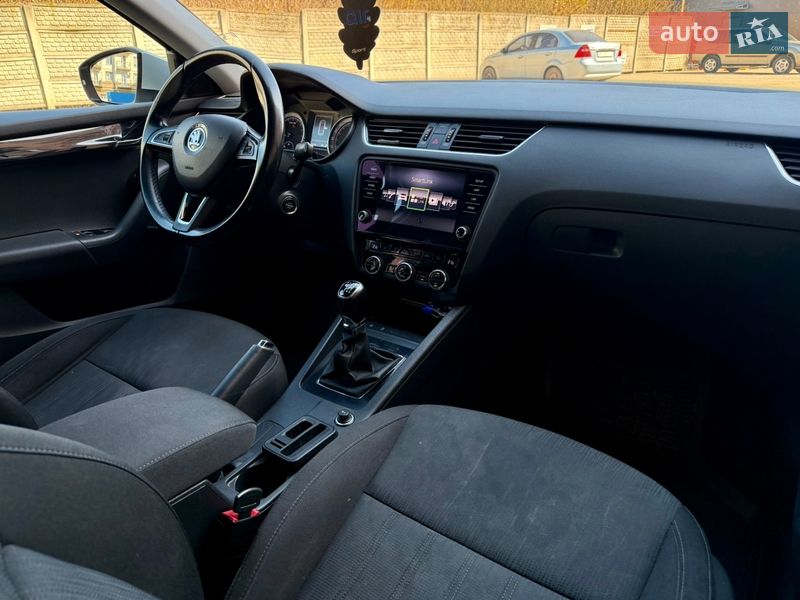 Универсал Skoda Octavia 2017 в Ужгороде