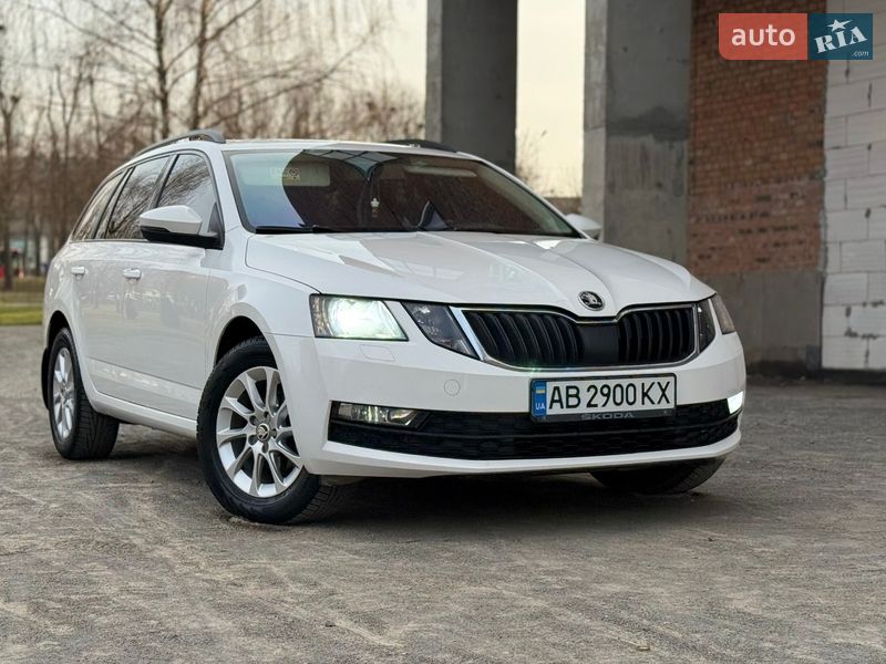 Универсал Skoda Octavia 2017 в Хмельницком