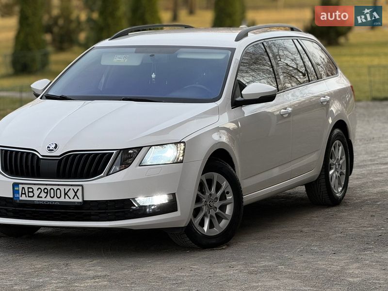 Универсал Skoda Octavia 2017 в Хмельницком