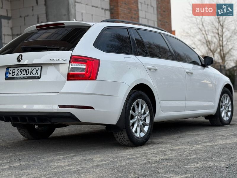 Универсал Skoda Octavia 2017 в Хмельницком