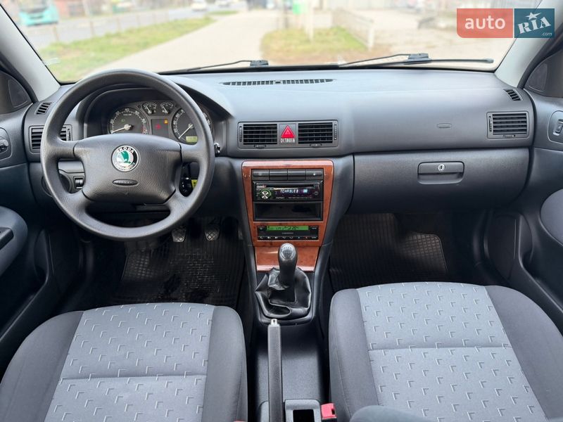 Лифтбек Skoda Octavia 2009 в Ровно