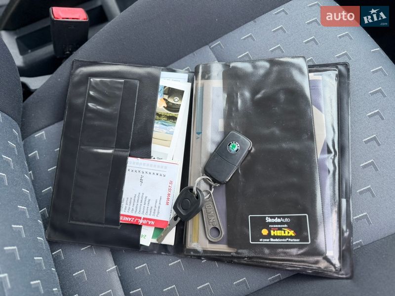 Лифтбек Skoda Octavia 2009 в Ровно