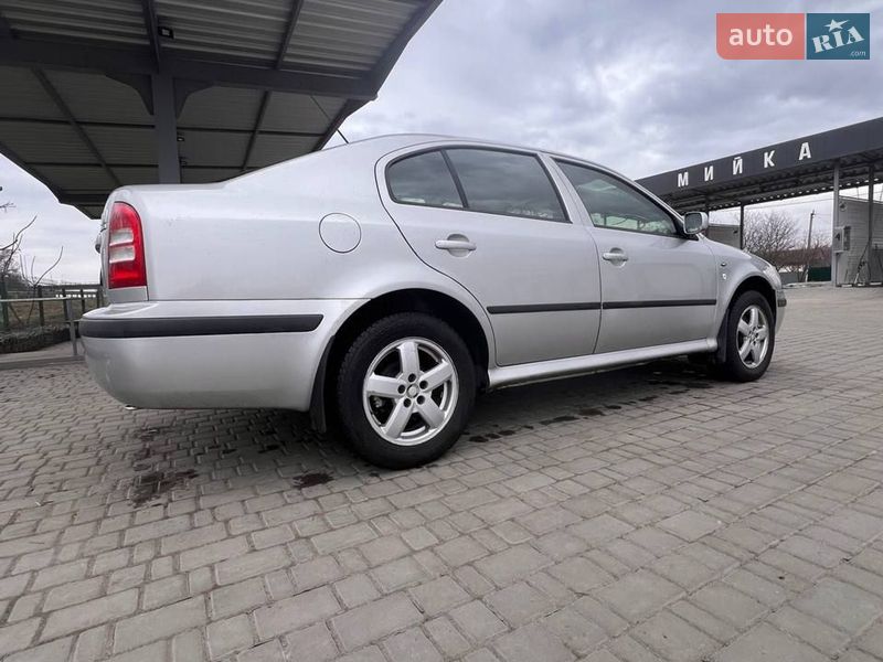 Ліфтбек Skoda Octavia 2003 в Білій Церкві