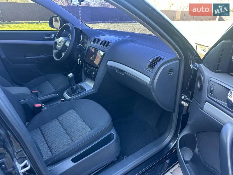 Лифтбек Skoda Octavia 2012 в Львове фото 18 Лифтбек Skoda Octavia 2012 в Львове