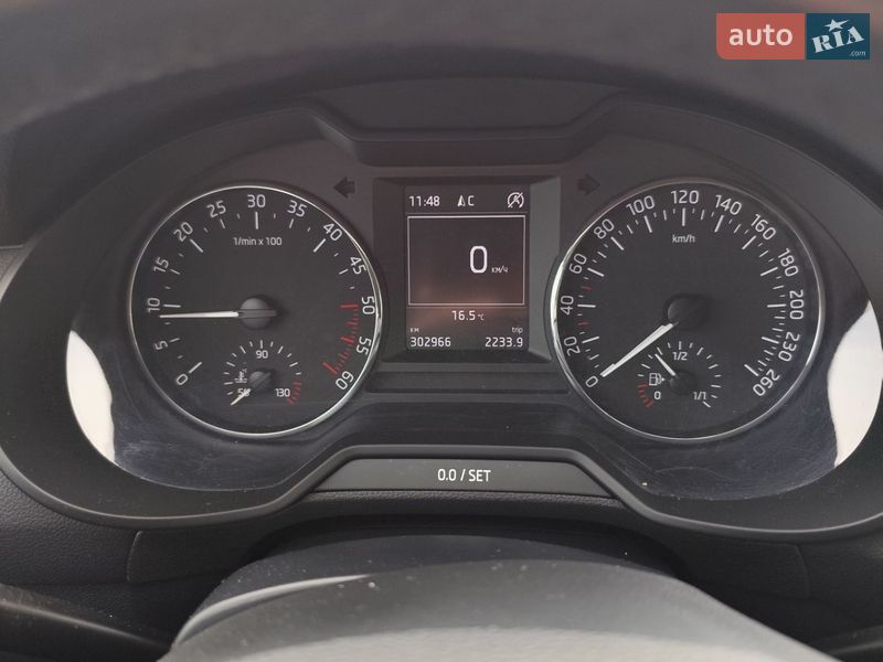 Универсал Skoda Octavia 2014 в Чернигове