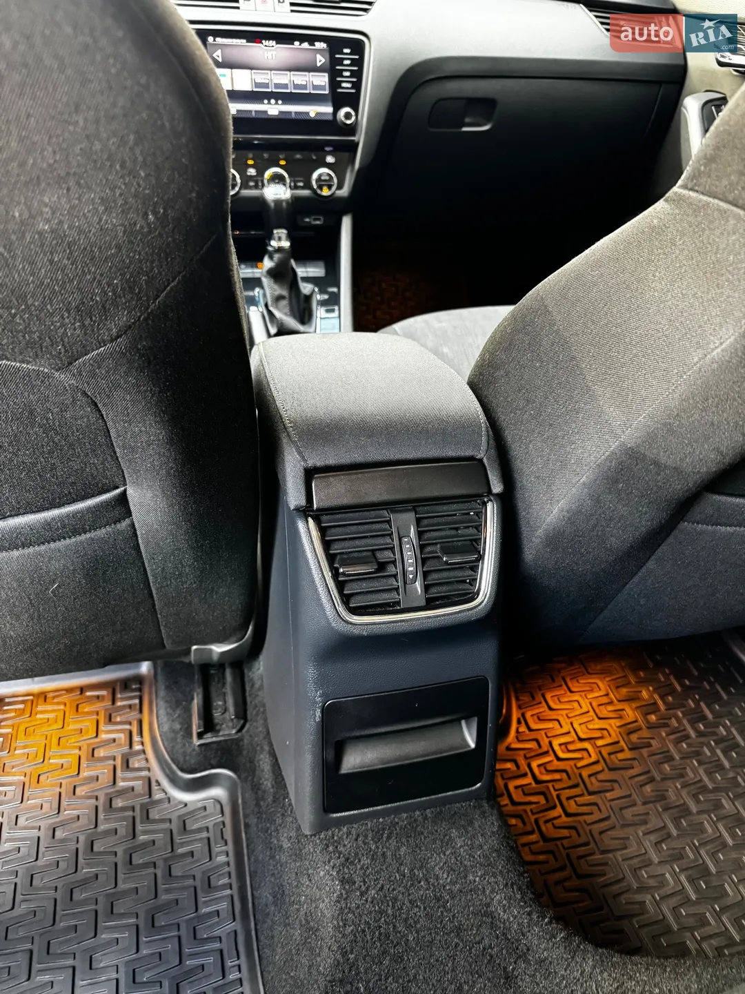 2018 Skoda Octavia - мініатюра 19