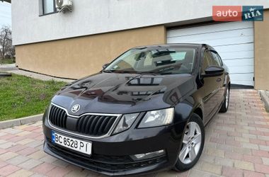 Лифтбек Skoda Octavia 2017 в Львове