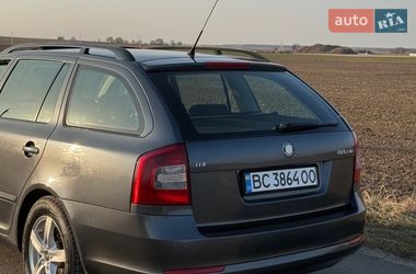 Універсал Skoda Octavia 2010 в Пустомитах