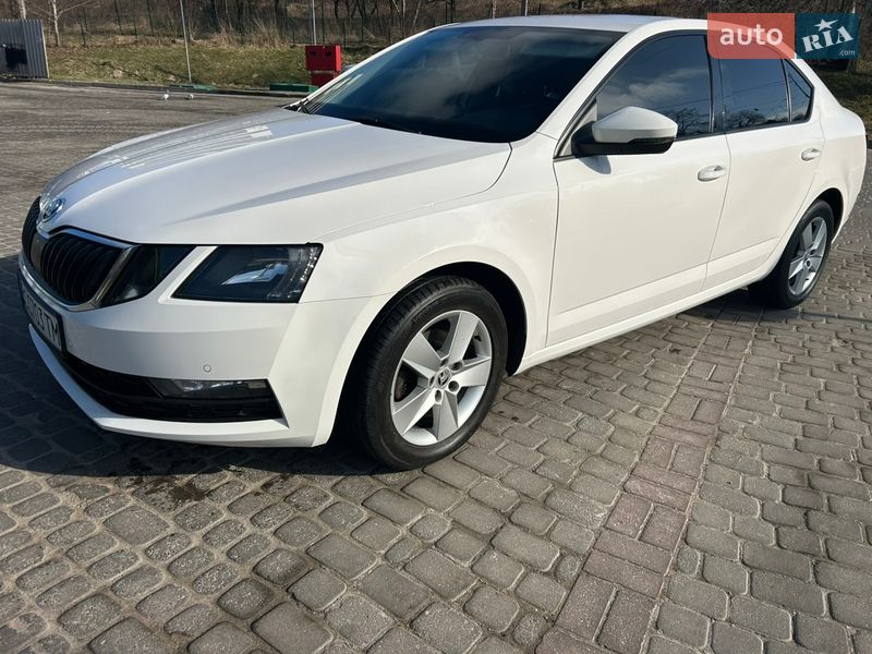 Лифтбек Skoda Octavia 2018 в Львове