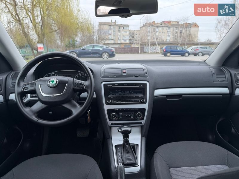 Универсал Skoda Octavia 2012 в Ровно