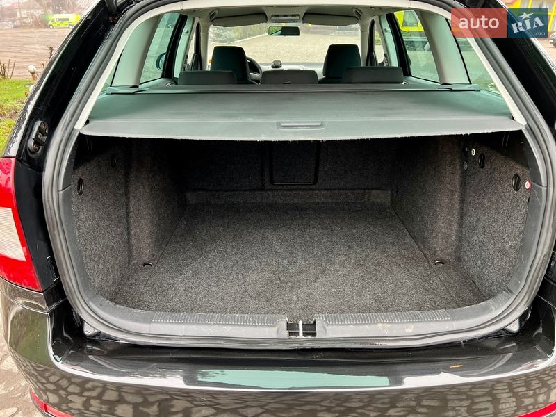 Универсал Skoda Octavia 2010 в Вознесенске