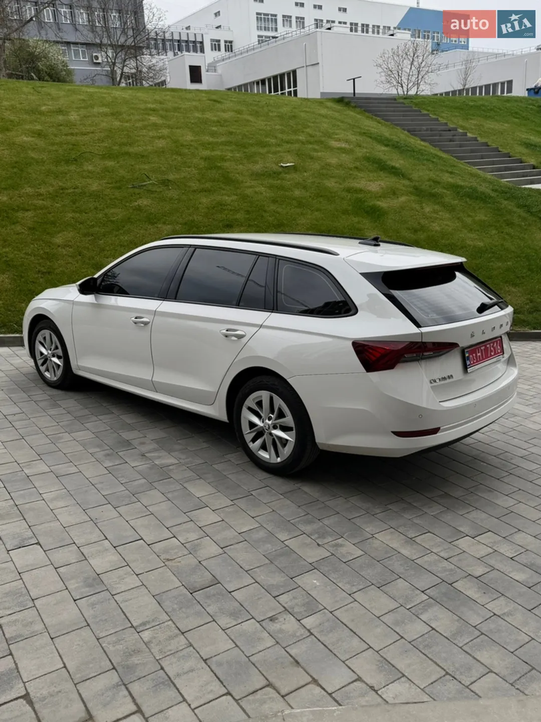 2020 Skoda Octavia - мініатюра 2