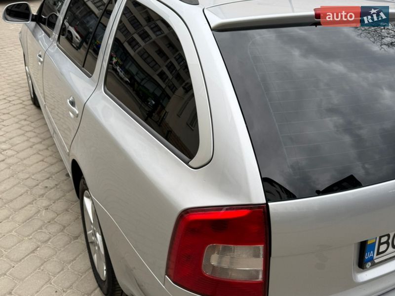 Универсал Skoda Octavia 2011 в Львове