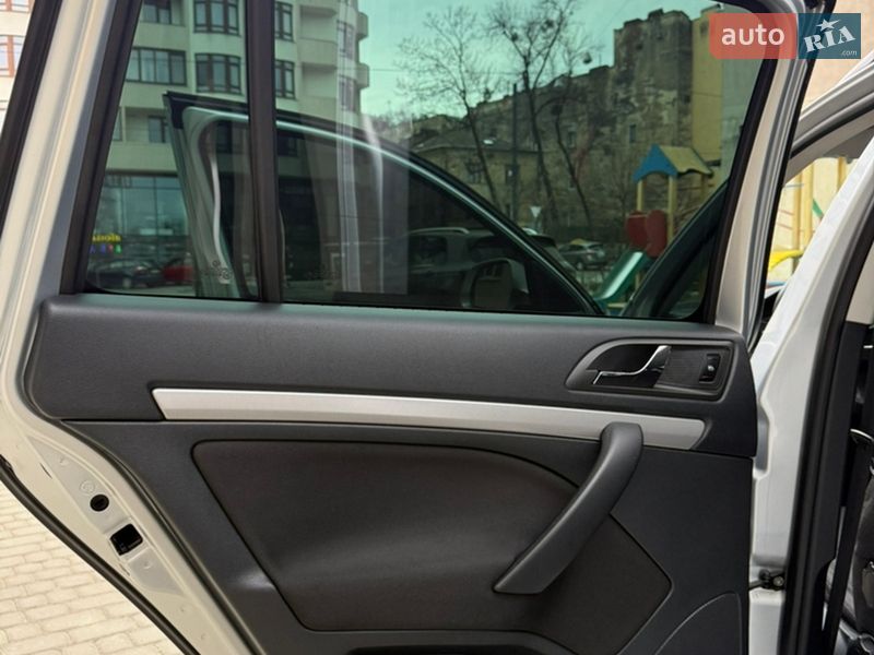 Универсал Skoda Octavia 2011 в Львове