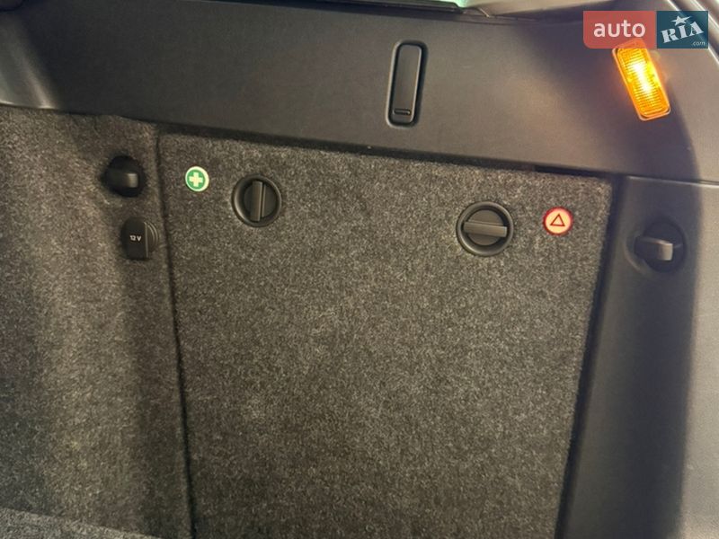 Универсал Skoda Octavia 2011 в Львове