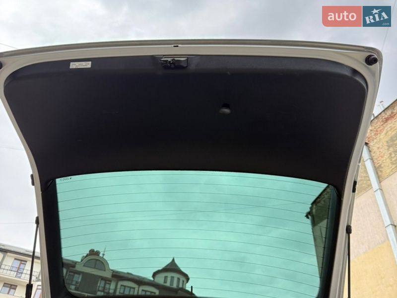 Универсал Skoda Octavia 2011 в Львове