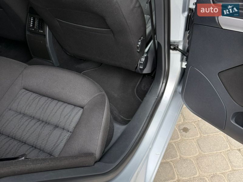 Универсал Skoda Octavia 2011 в Львове