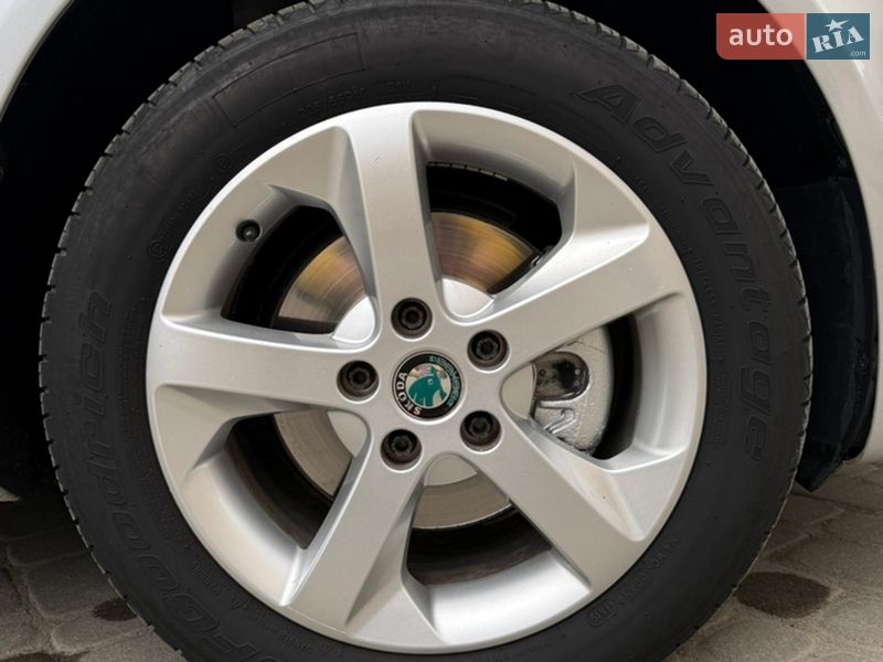 Универсал Skoda Octavia 2011 в Львове