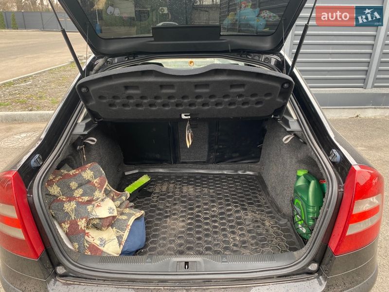 Лифтбек Skoda Octavia 2008 в Черкассах