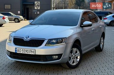 Ліфтбек Skoda Octavia 2016 в Ужгороді