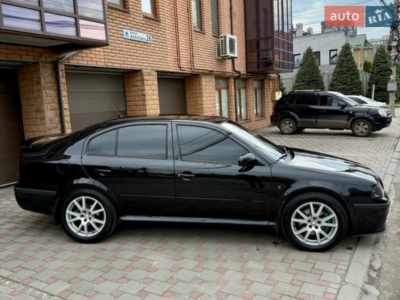 Ліфтбек Skoda Octavia 2006 в Дніпрі