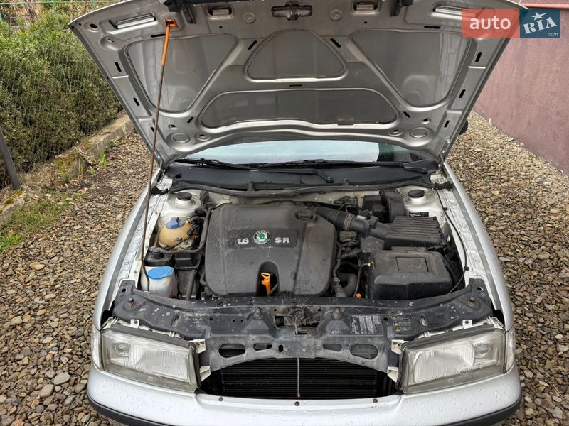 Лифтбек Skoda Octavia 2002 в Львове