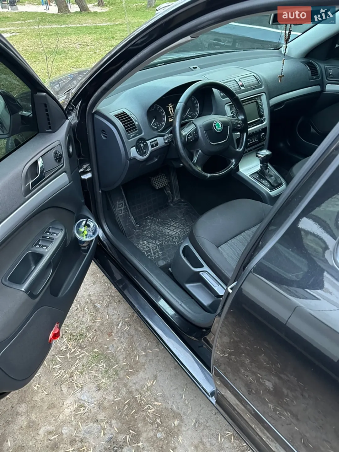 2011 Skoda Octavia - мініатюра 8