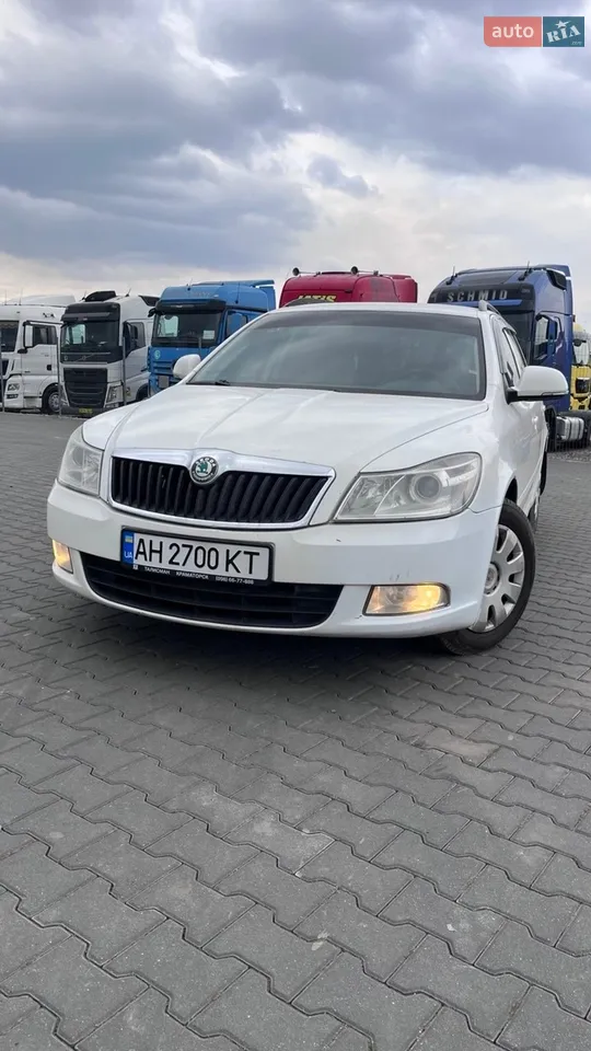 2011 Skoda Octavia - мініатюра 23