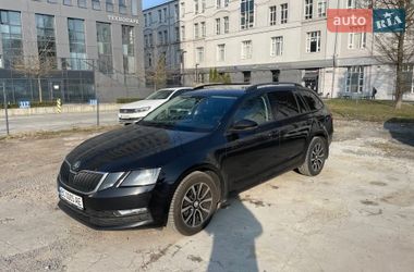 Универсал Skoda Octavia 2017 в Львове