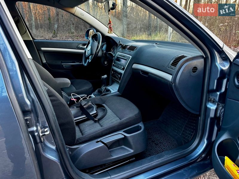 Універсал Skoda Octavia 2011 в Києві фото 11 Універсал Skoda Octavia 2011 в Києві