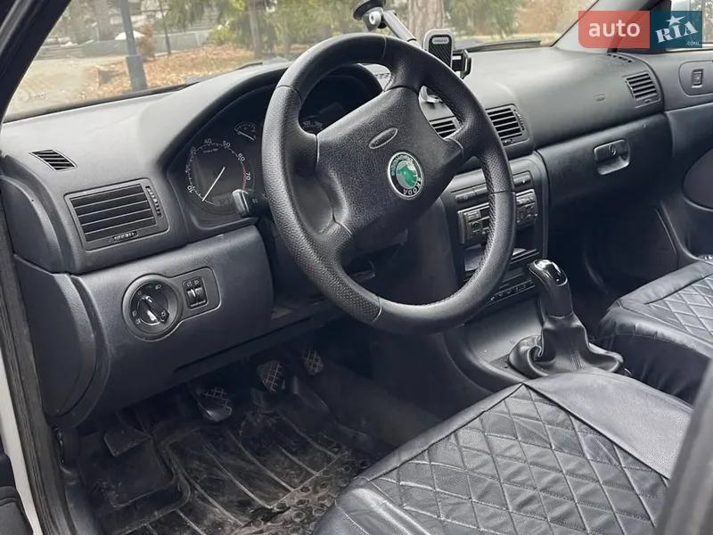 Skoda Octavia 2003 VIN TMBGL41U648731196 фото оголошення 5 з 38