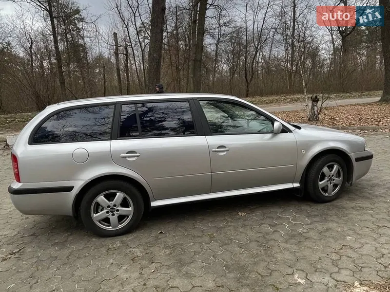 Skoda Octavia 2003 VIN TMBGL41U648731196 фото оголошення 9 з 38