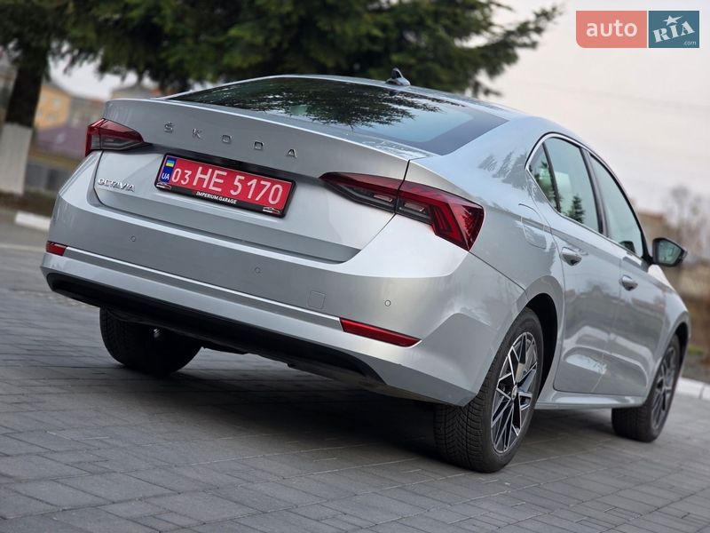 Ліфтбек Skoda Octavia 2024 в Самборі