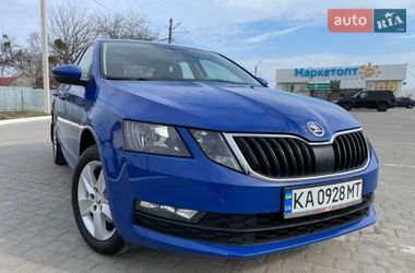 Лифтбек Skoda Octavia 2019 в Шишаки
