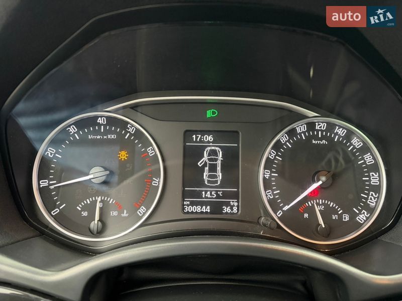 Универсал Skoda Octavia 2010 в Киеве фото 15 Универсал Skoda Octavia 2010 в Киеве