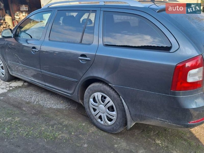 Універсал Skoda Octavia 2010 в Луцьку