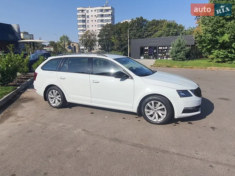 Skoda Octavia 2017 VIN TMBJG7NE4J0238061 фото оголошення 22 з 108