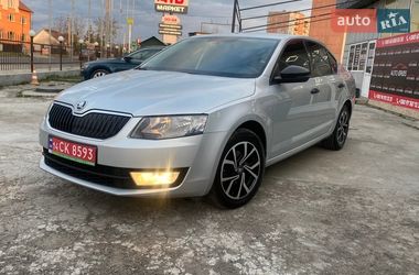 Лифтбек Skoda Octavia 2016 в Тячеве