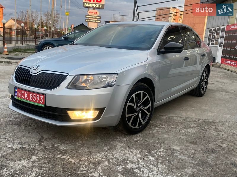 Лифтбек Skoda Octavia 2016 в Тячеве фото Лифтбек Skoda Octavia 2016 в Тячеве