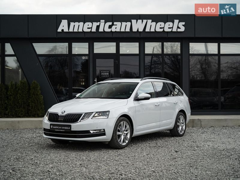 Універсал Skoda Octavia 2018 в Чернівцях